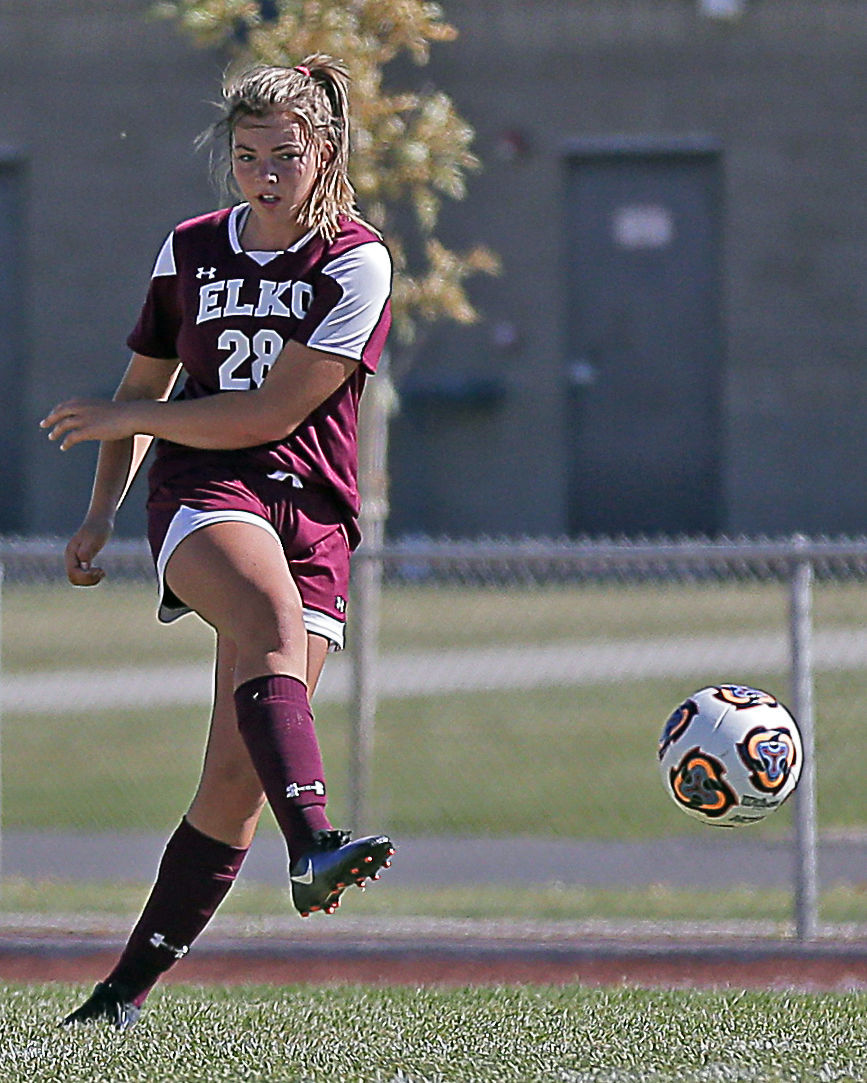 Truckee at Elko Girls Soccer 06.jpg